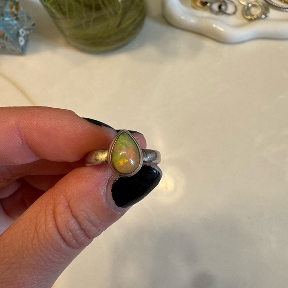 Opal ring - Picture 2 of 6